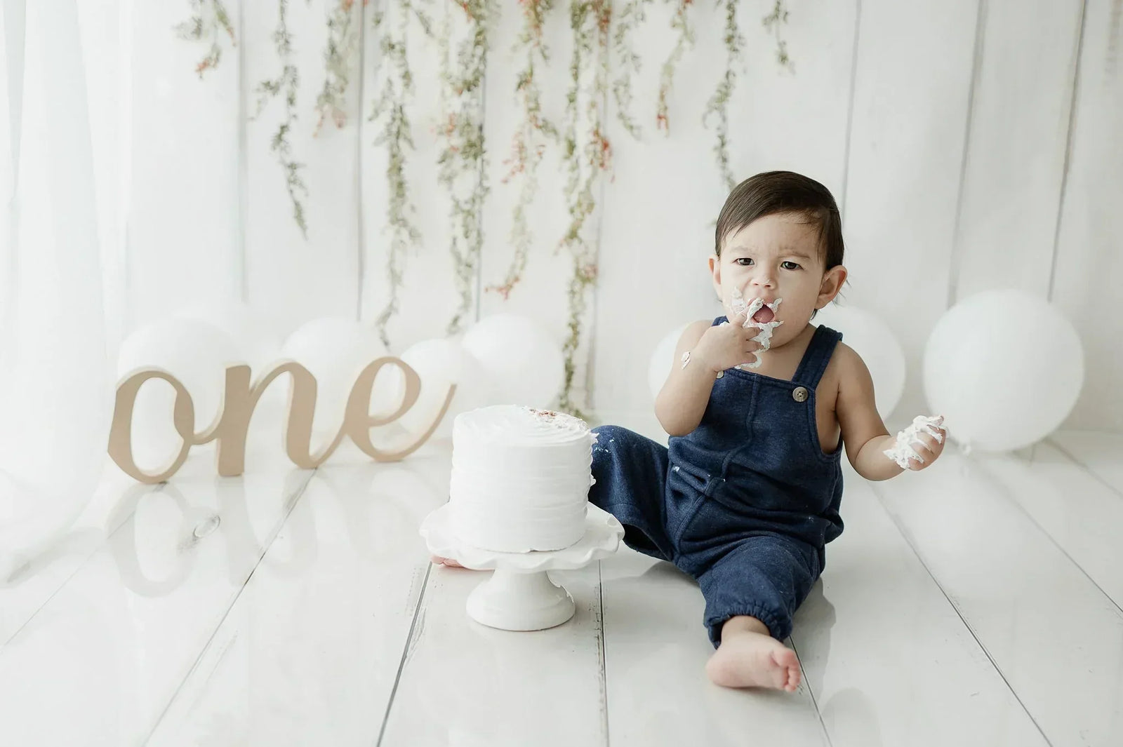 Adorable First Birthday Ideas & Milestone Celebration Tips