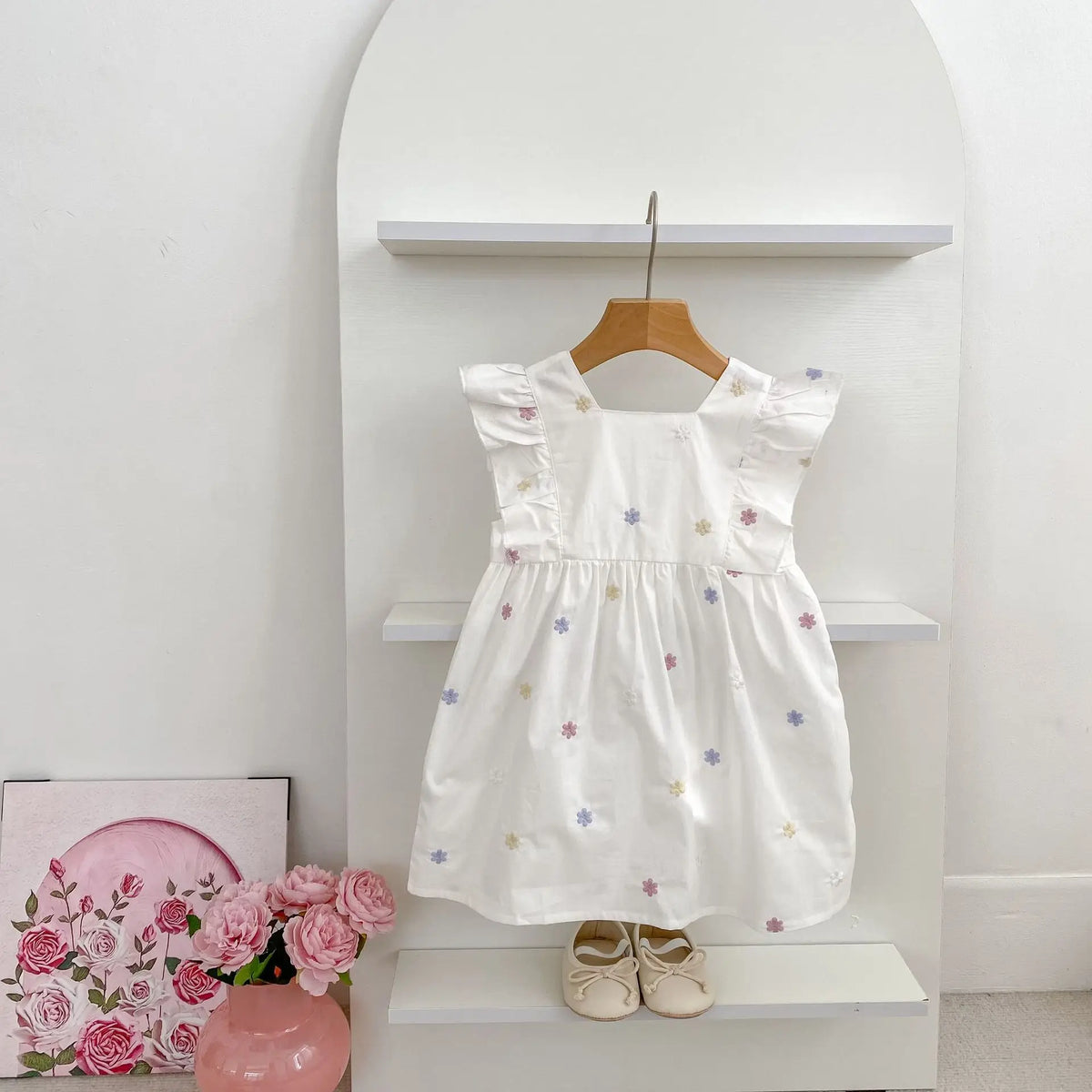 Goo & Co. Isla Embroidered Flower Dress