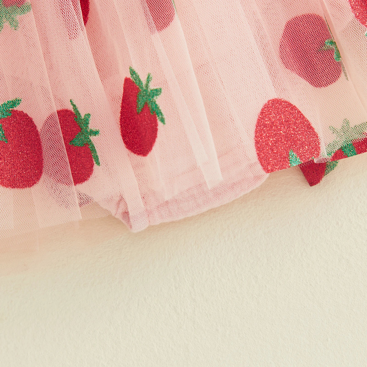 {product_title} - {variant_option1} | Goo & Co.