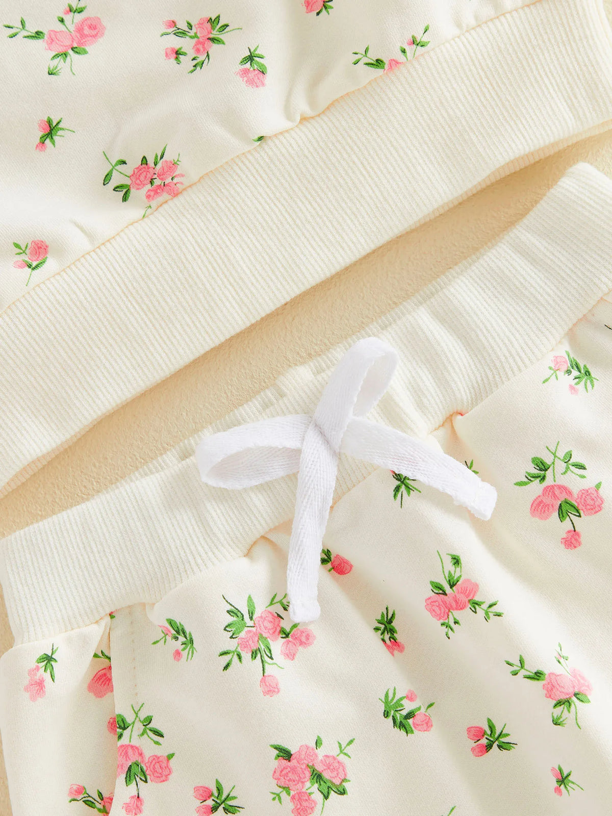{product_title} - {variant_option1} | Goo & Co.