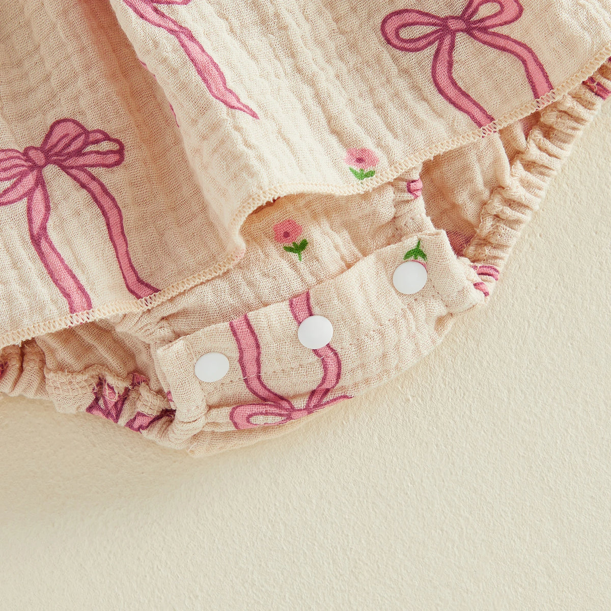 {product_title} - {variant_option1} | Goo & Co.