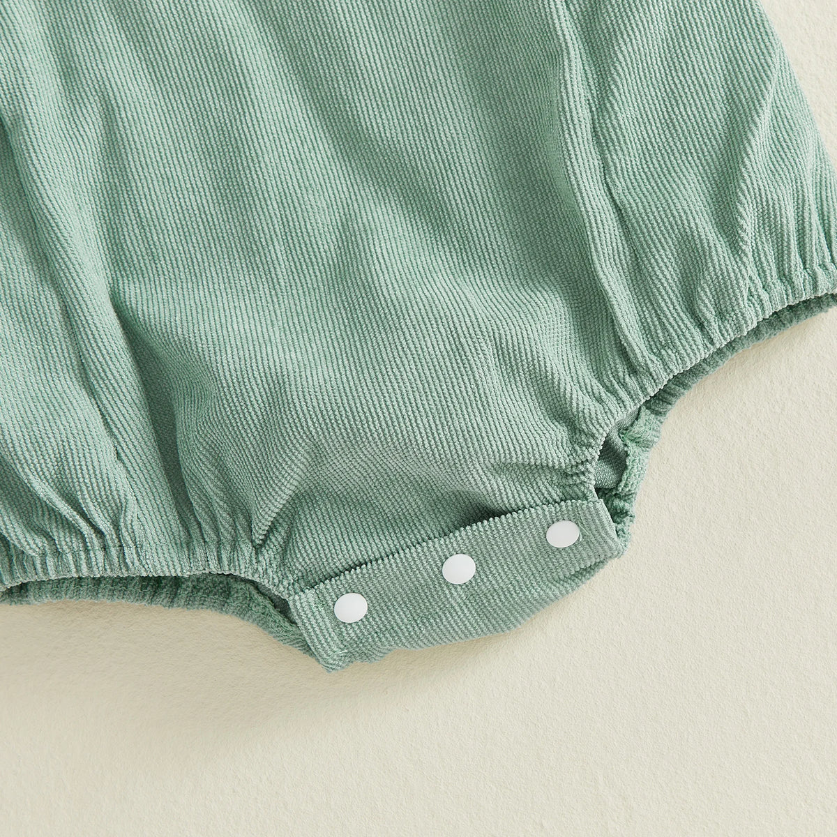{product_title} - {variant_option1} | Goo & Co.