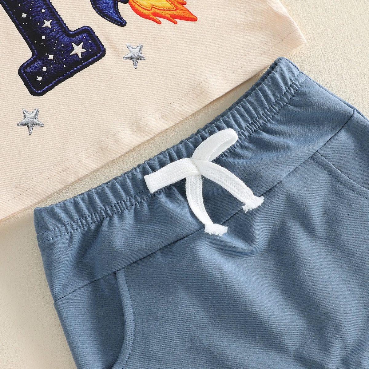{product_title} - {variant_option1} | Goo & Co.