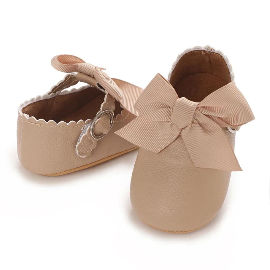 Alexandria Bow Shoe - Putty