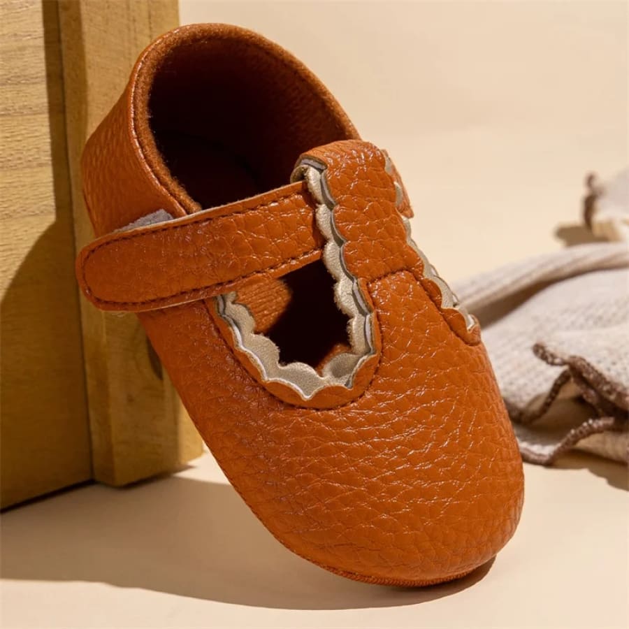 Petra Pre Walker Flats - Tan