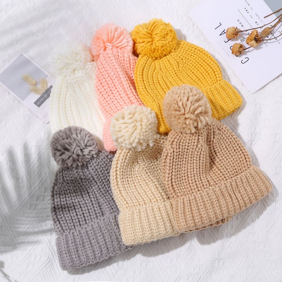 Pom Pom Beanie - Snow